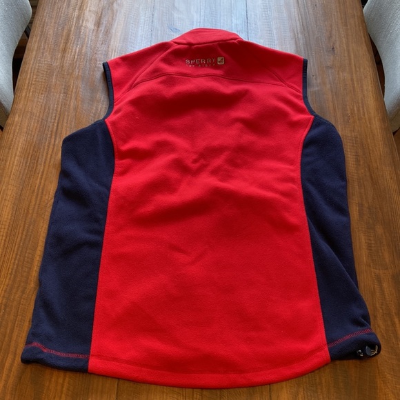 Sperry Top-Sider Vest - Picture 3 of 3